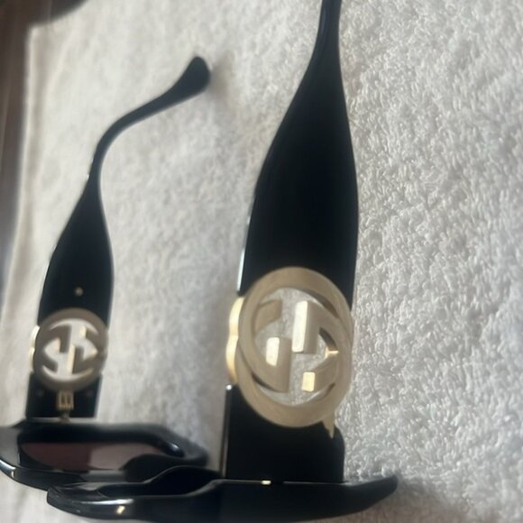 GUCCI SUNGLASSES - Picture 4 of 4